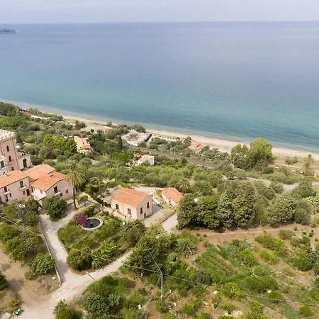 Villa Palamara 1868-Toweronthesea Apartment *